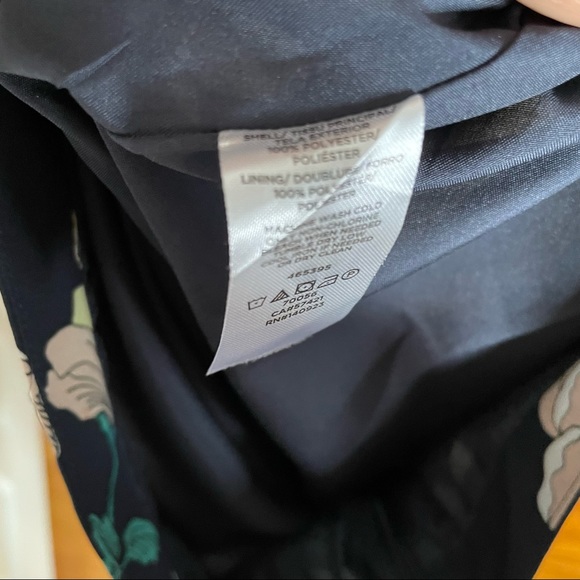 Ann Taylor LOFT tiered petite floral maxi skirt - Picture 6 of 7